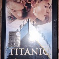 Lot VHS – Titanic & Batman & Robin 