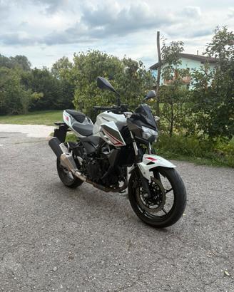 Kawasaki Z400 2023