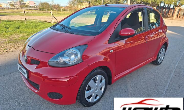 Toyota Aygo 1.0 5 porte 112000 km 2009