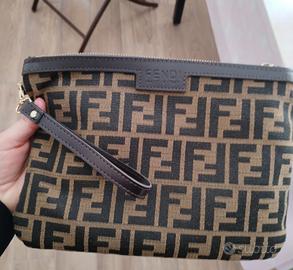 poshette firmata in tessuto