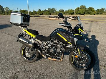 Benelli TRK 702 X