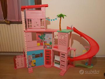 Barbie " casa dei sogni " 