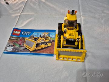 LEGO City 60074 - Bulldozer da Cantiere (2015)