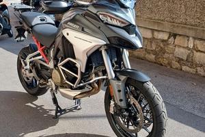 DUCATI MULTISTRADA V4S TRAVEL & RADAR