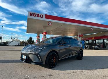 Mg4 Xpower 435cv cerchi da 20”