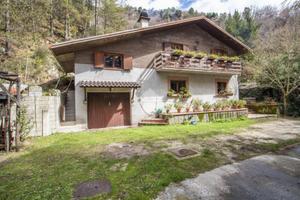 VILLA SINGOLA A ANTRODOCO
