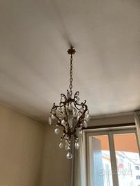 Lampadario e applique comodino