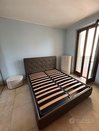 Letto matrimoniale contenitore