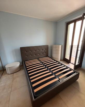 Letto matrimoniale contenitore