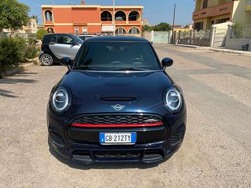 Mini John Cooper Works 231cv JCW F56