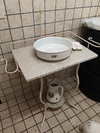 antico lavabo da camera