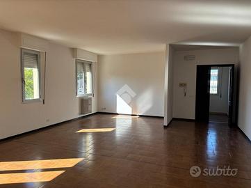 CAPANNONE A SCANDICCI