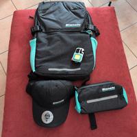 zaini-cappellino-torcia Bianchi