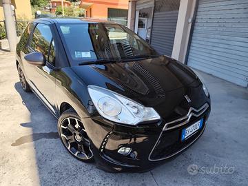 Citroen DS3 1.4 HDi So Chic 70cv