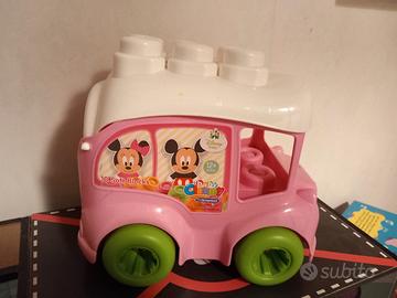 topolino e vampirella auto