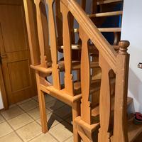 SCALA INTERNA IN ROVERE MASSICCIO