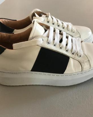 scarpe sneakers Chiarini Bologna
