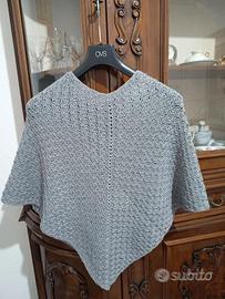 Poncho /kappa in lana