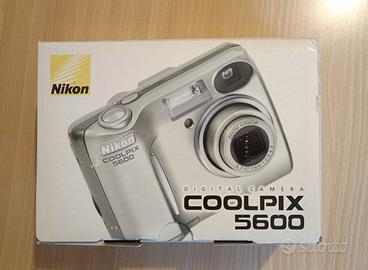 Fotocamera Digitale Nikon Coolpix 5600