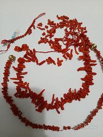 2 collane in corallo 