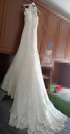 Abito da sposa non usato. 