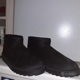 Stivaletti scamosciati neri