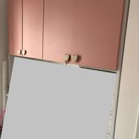 cameretta a ponte rosa e beige