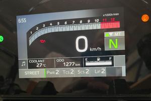 YAMAHA MT-09 - AMT anno 2025 - 1300 km -come nuova