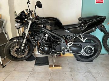Triumph speed triple 955i