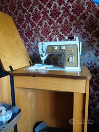 Macchina da cucire Singer 700/720