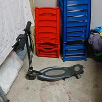 monopattino elettrico razor