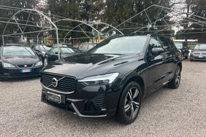 Volvo XC 60 XC60 B4 (d) automatico MOMENTUM PRO