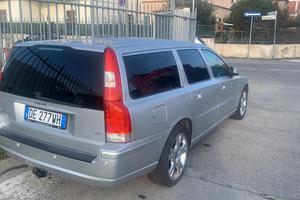 Volvo V70 d5 anno 2007