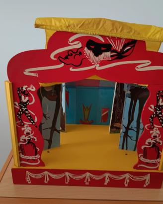 teatrino in legno 