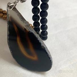 Collana artigianale  realizzata con onice nera opa