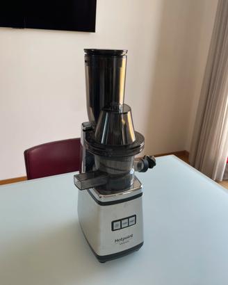 Estrattore di succo Hotpoint Ariston - slow juicer