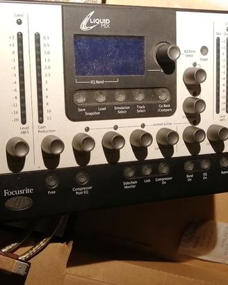 Focusrite Liquid Mix