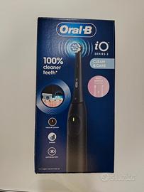 Spazzolino Oral B Io series 2 + 4testine 