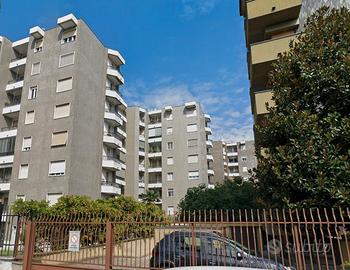 Appartamento con cantina a Milano - Quota 1/2