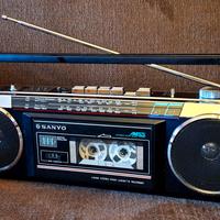 RADIO STEREO CASSETTE VINTAGE SANYO M7120K