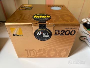 NIKON D 200 (solo corpo)