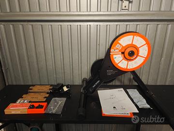 Rullo Bici Van Rysel D100 con Zwift Cog and Clic