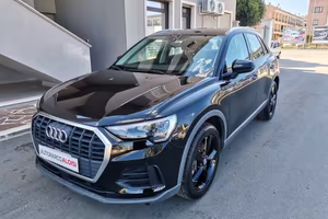 Audi Q3 40 TDI quattro S tronic Business