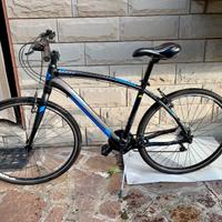 Bicicletta Montana X-Cross 28”City Trekking