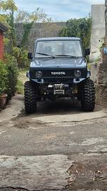 toyota land cruiser lj 70