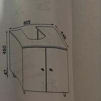 Mobile bagno con incavo per scarico lavandino