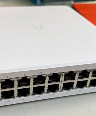 Switch UniFi Lite 16 PoE