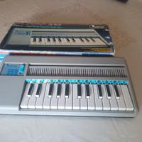 pianola Bontempi a pile anni '80