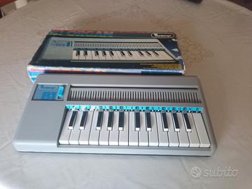 pianola Bontempi a pile anni '80