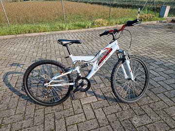 BICIICLETTA MOUNTAIN BIKE ATALA MISURA 24 